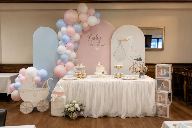 Baby shower con cigüeña